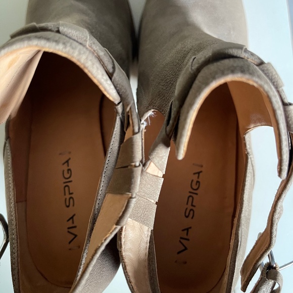Via Spiga Taupe Bootie - Picture 10 of 11